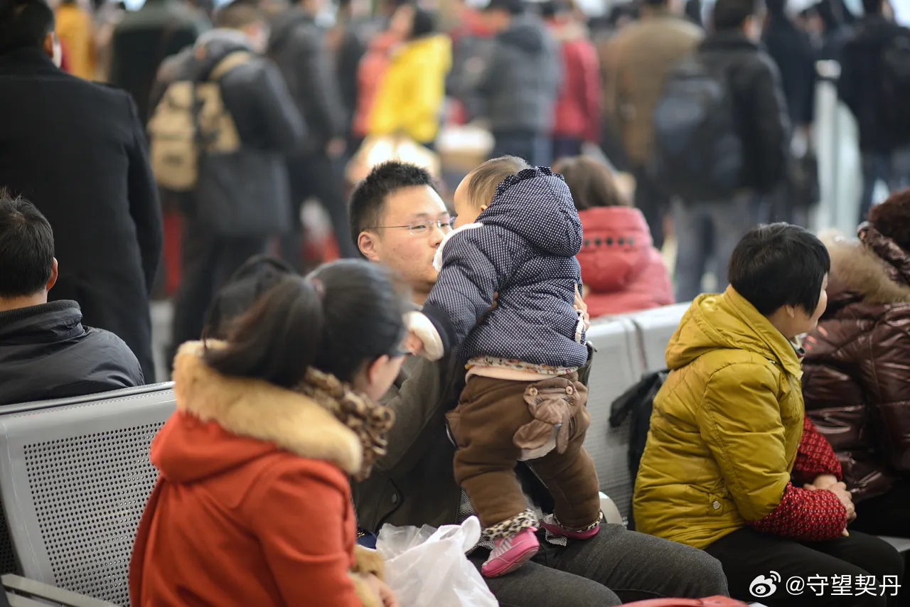 二月宝宝归家之旅，喜悦的回家过年之旅